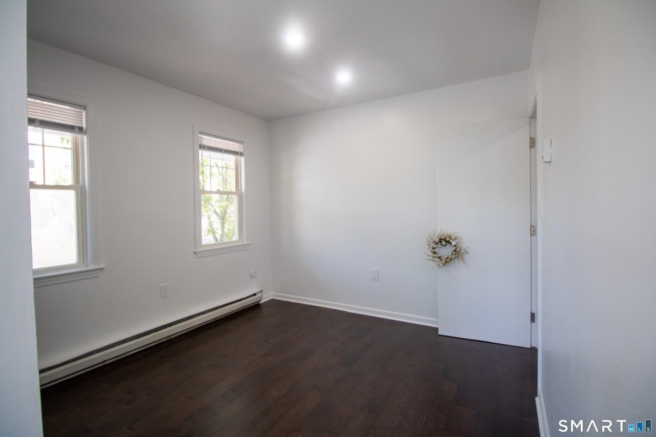 12 Home St Apt 2 - Photo 6 of 8