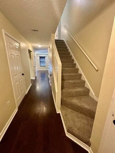 36 Alder Ave Se Apt 3 - Photo 3 of 26