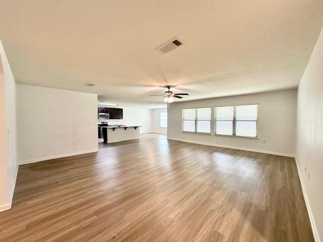 348 Merlin Ct - Photo 5 of 40