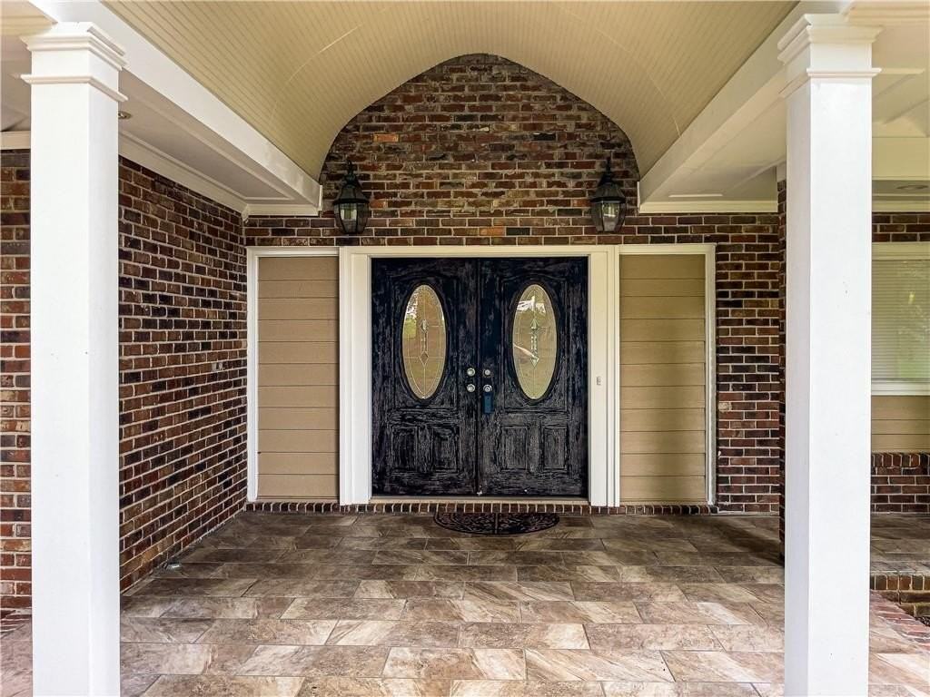 3115 Brookview Rd Se - Photo 2 of 31