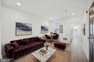 4926 W Thompson St #2 - Photo 1 of 1