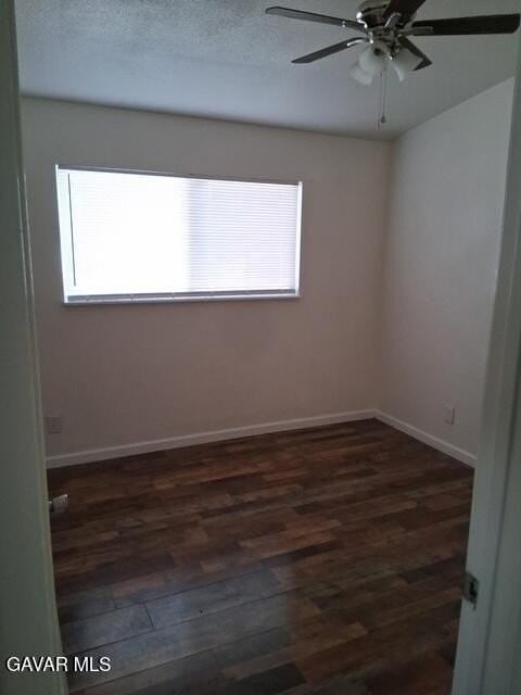 730 W Avenue H10 - Photo 5 of 7