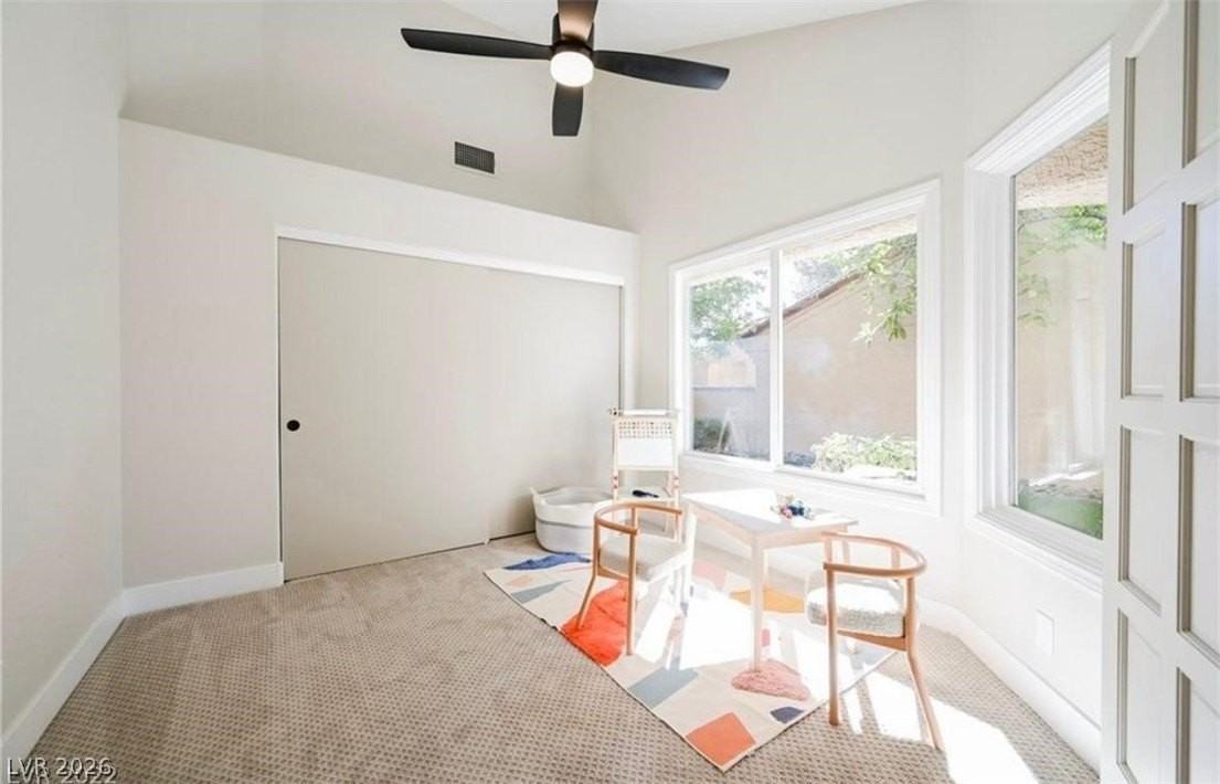 5095 Turnberry Ln - Photo 7 of 33