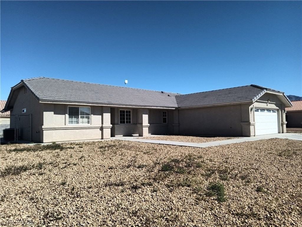 546 Elsie Ln - Photo 2 of 23