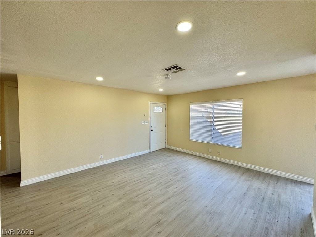 4356 Bramblewood St - Photo 5 of 26