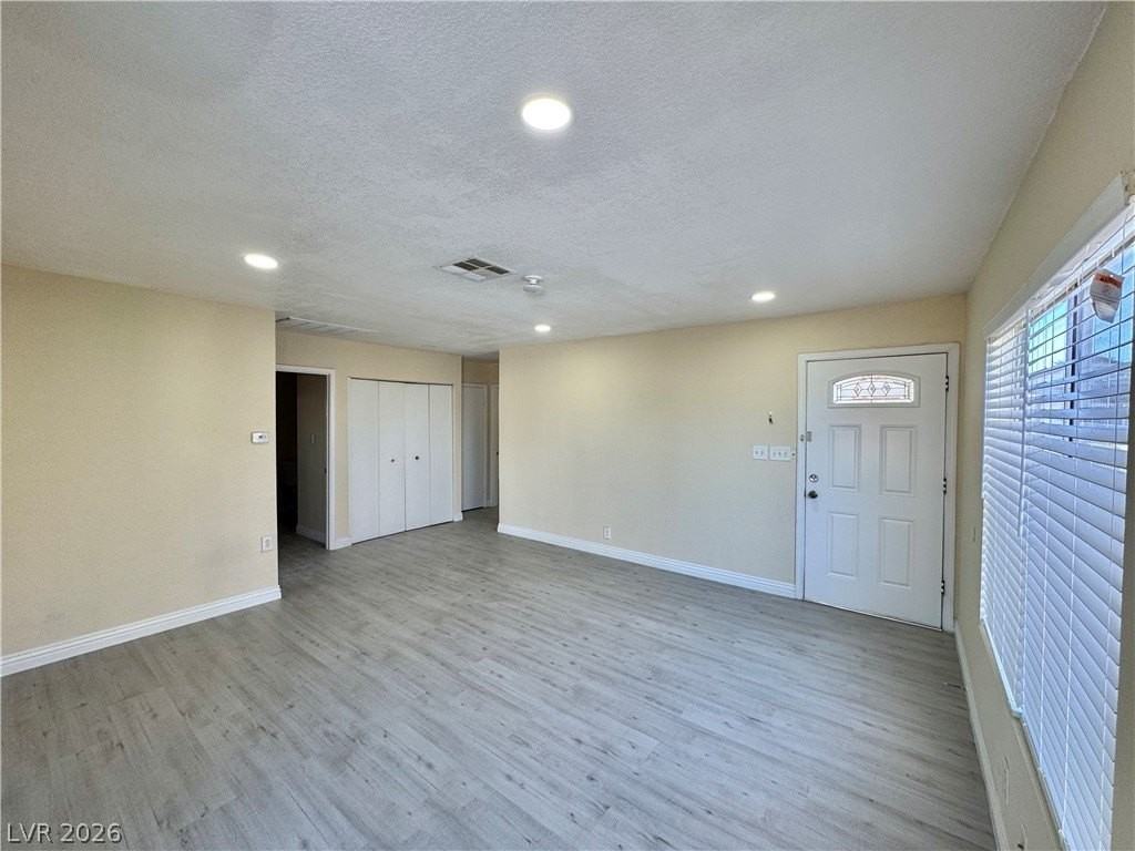 4356 Bramblewood St - Photo 6 of 26