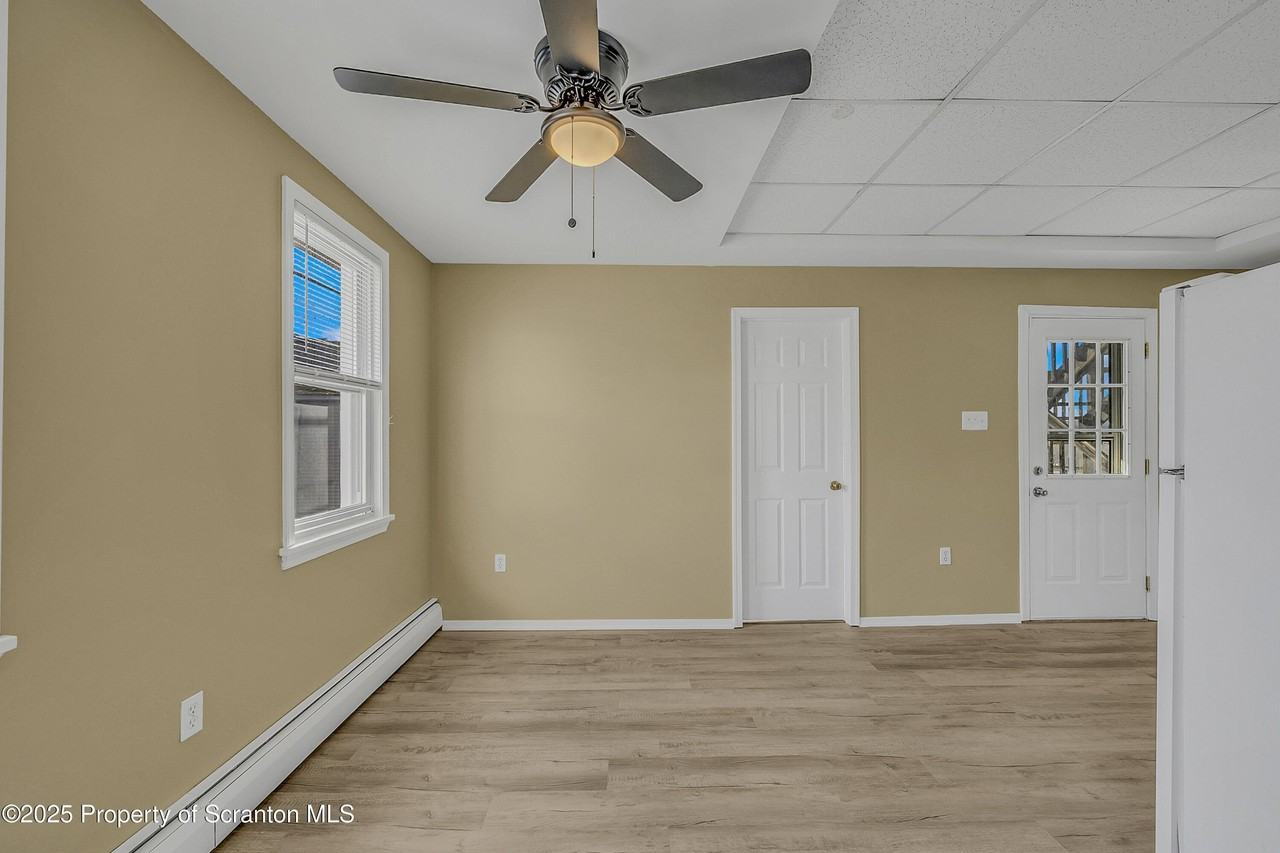 538 Birch St Apt 3 - Photo 7 of 18