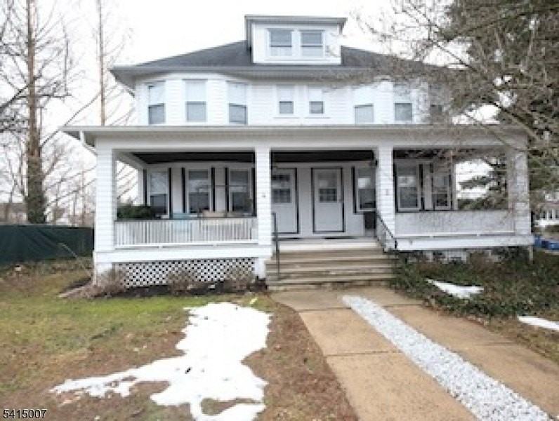 2 Grant Ave - Photo 3 of 9