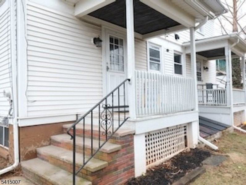 2 Grant Ave - Photo 7 of 9