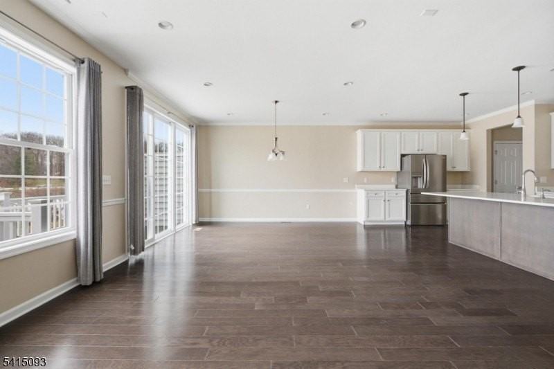 16 Lee Dr - Photo 3 of 26