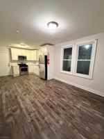 featured image of 469 Alden St #2