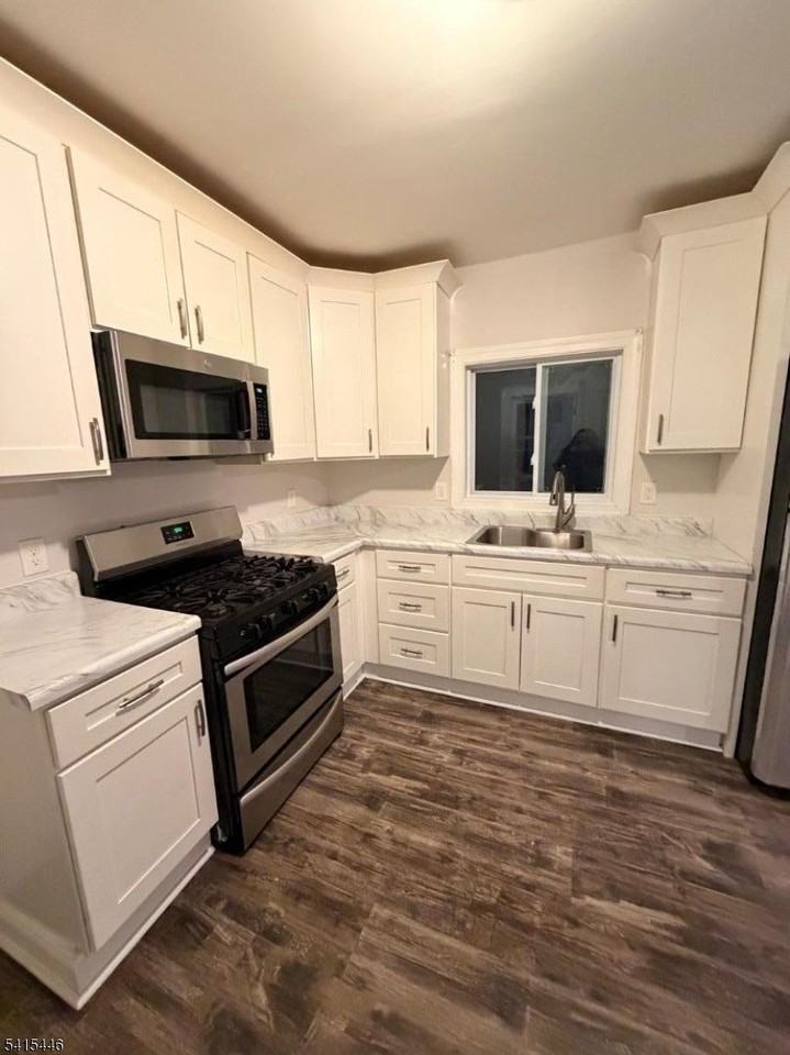 469 Alden St #2 - Photo 2 of 4