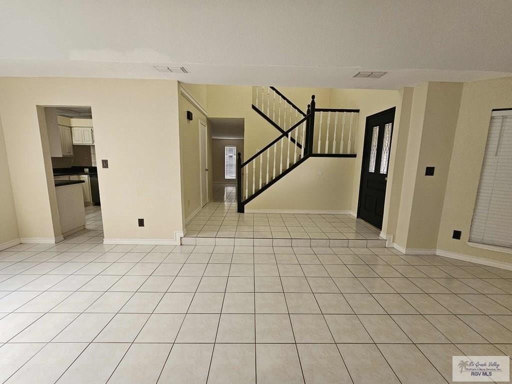 729 Winddrift St - Photo 3 of 22