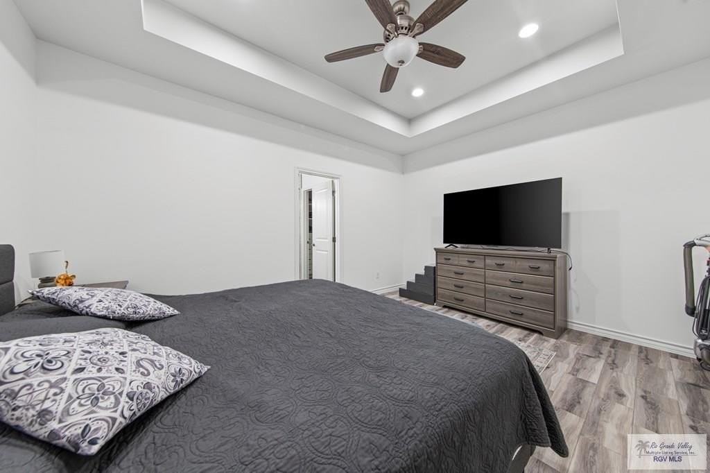 1722 Bush St - Photo 6 of 20