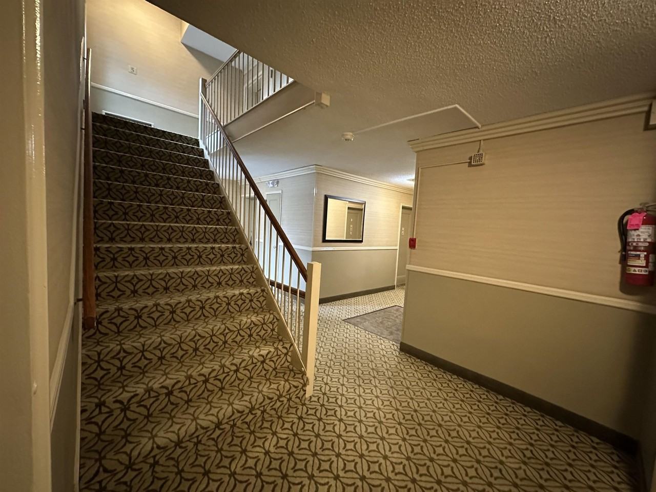 8600 Boulevard E #4G - Photo 3 of 20