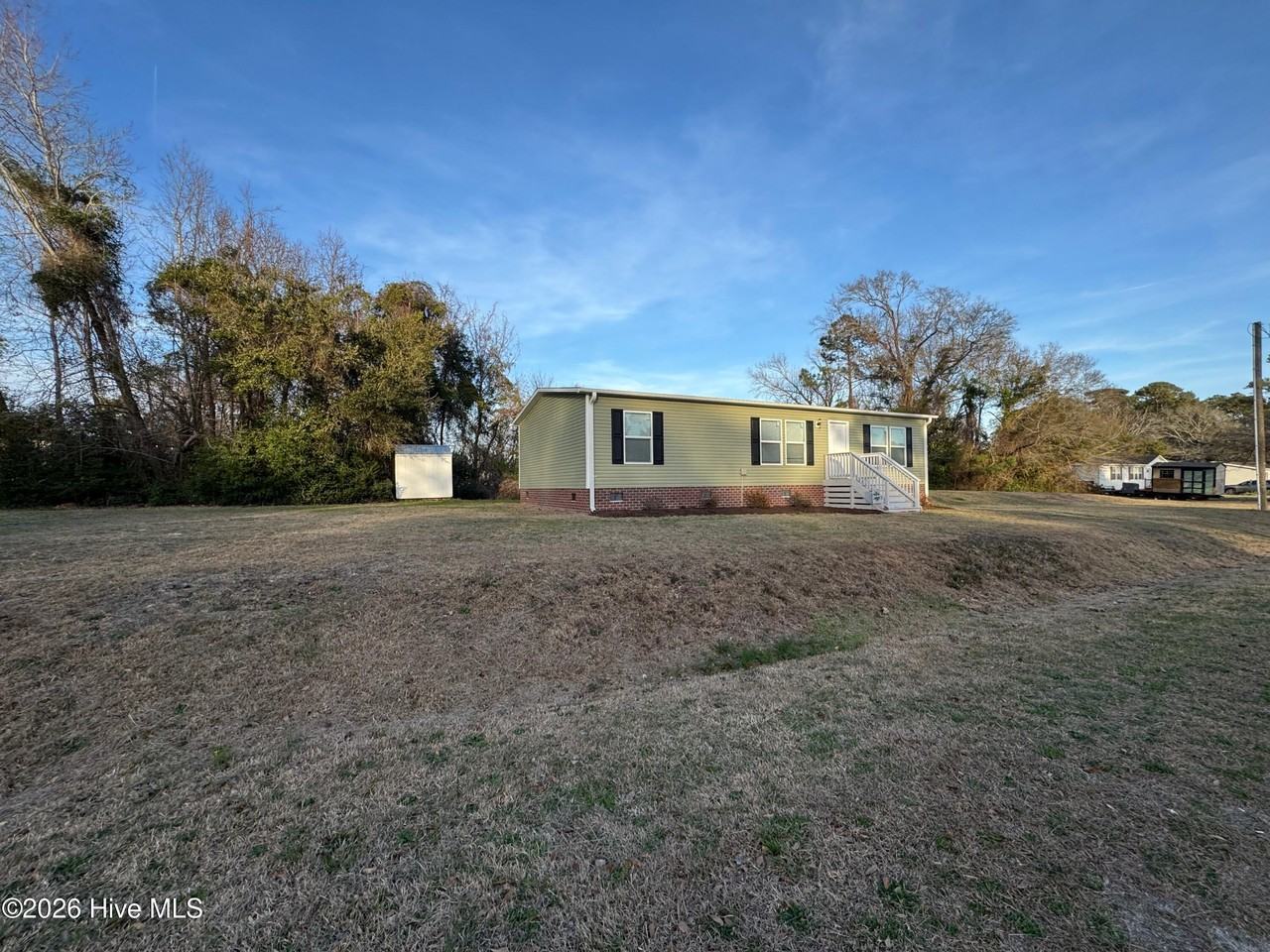 113 Moores Landing Rd - Photo 3 of 32