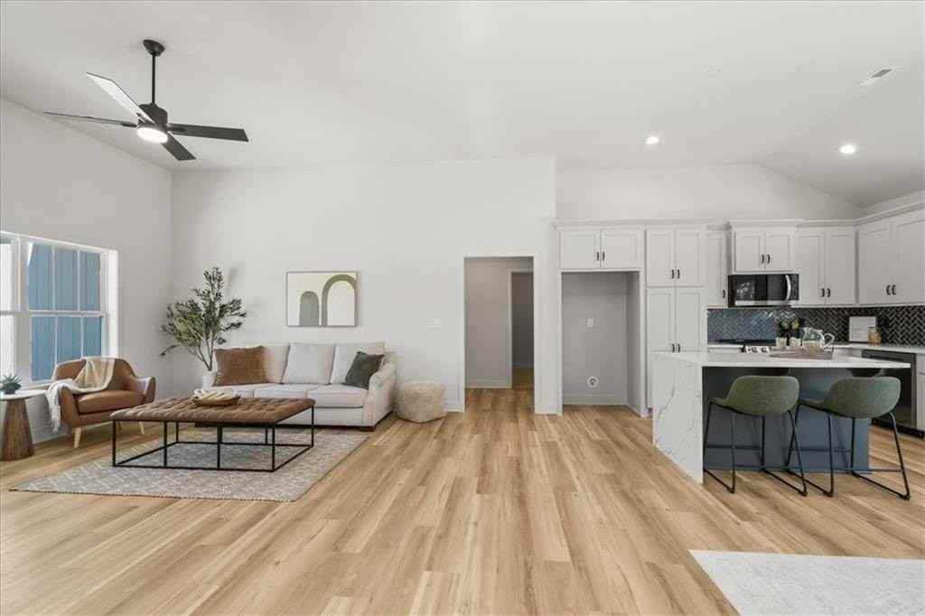 218 N Boardman St - Photo 7 of 26