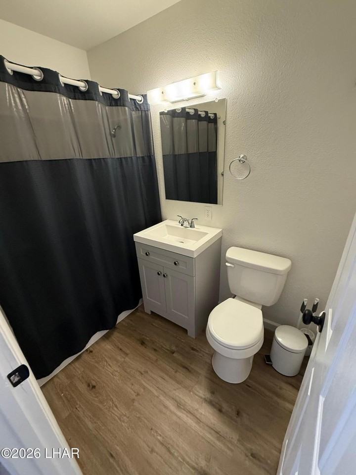 2059 Guest Ln - Photo 6 of 30