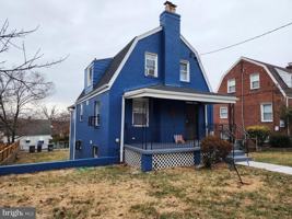 featured image of 1120 44th Pl Se