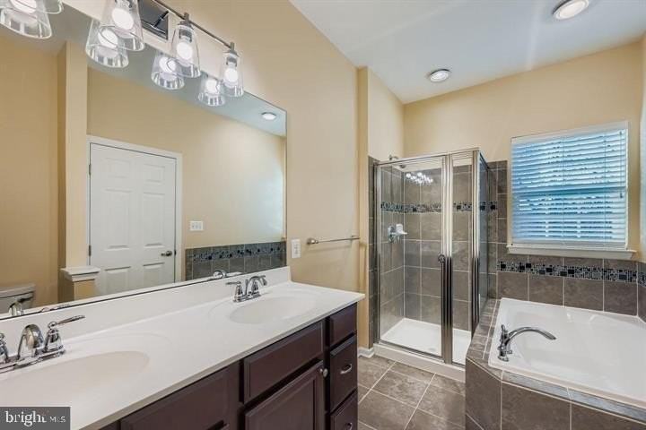 346 Paladium Ct - Photo 3 of 13