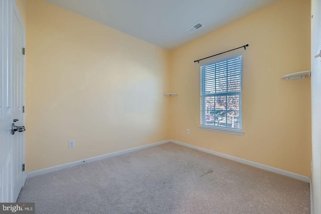 346 Paladium Ct - Photo 5 of 13