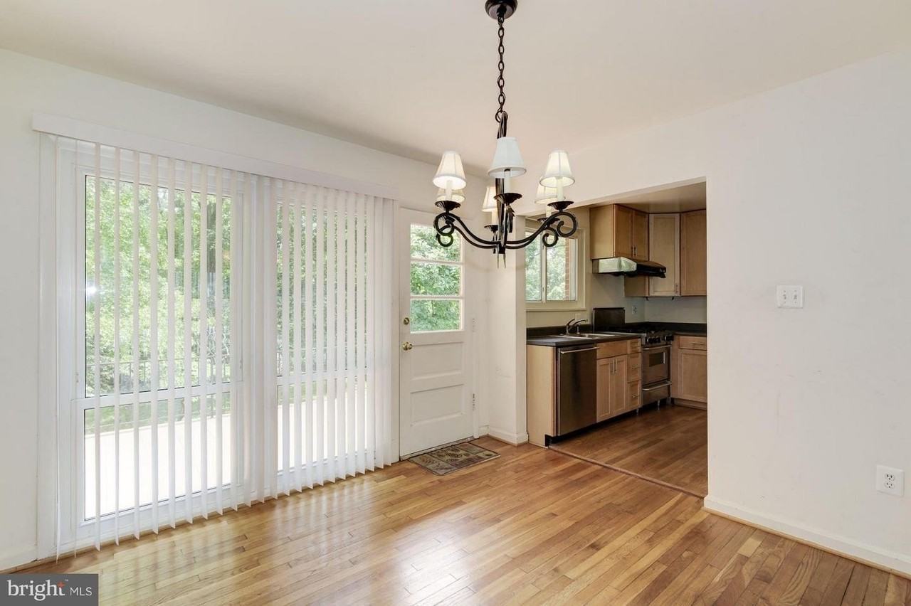 6520 Lone Oak Ct - Photo 7 of 30