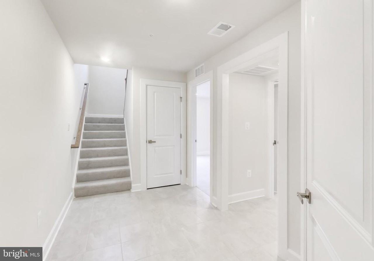 1774 Mill Branch Dr - Photo 3 of 42