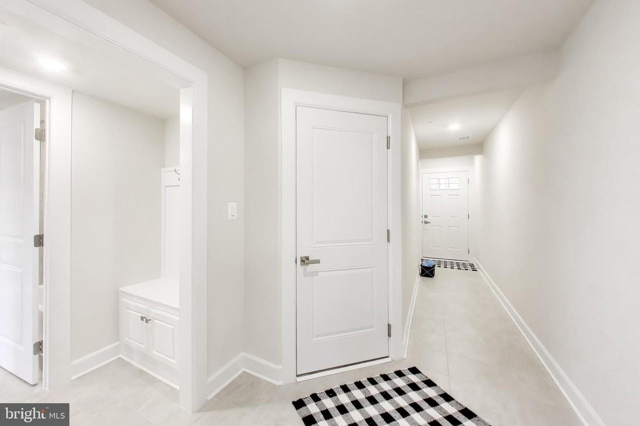 1774 Mill Branch Dr - Photo 4 of 42