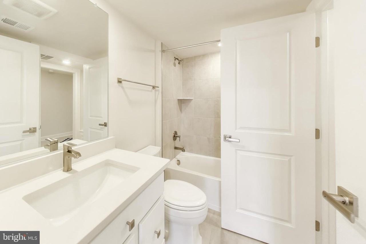 1774 Mill Branch Dr - Photo 7 of 42