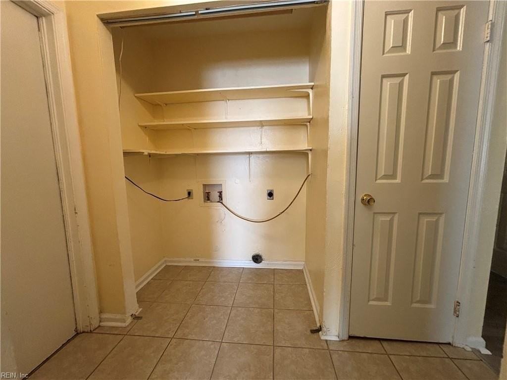 908 Dixie Dr - Photo 7 of 17