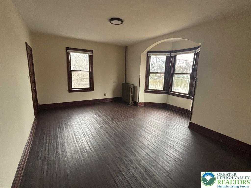 Dorney Ave - Photo 2 of 8