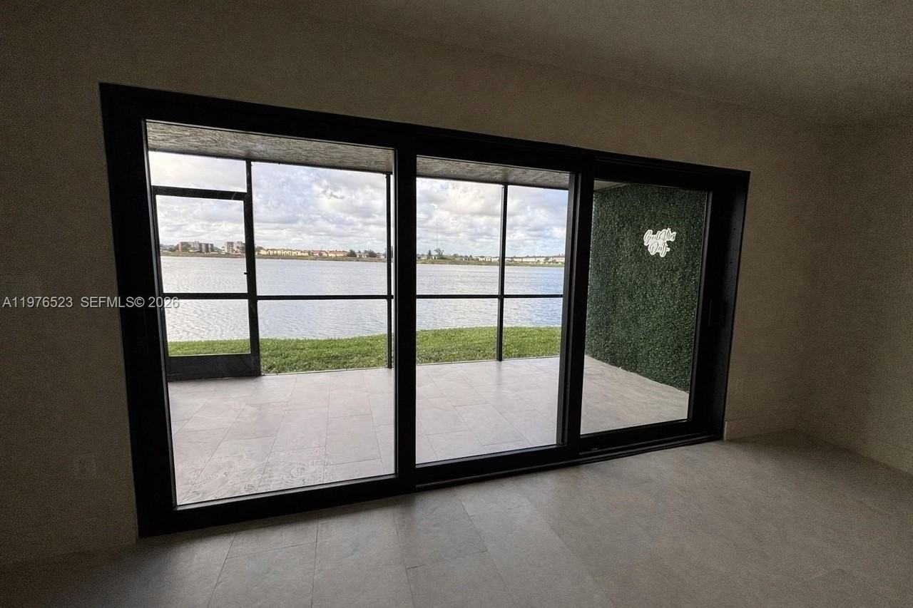 605 Ives Dairy Rd #102-7 - Photo 6 of 41