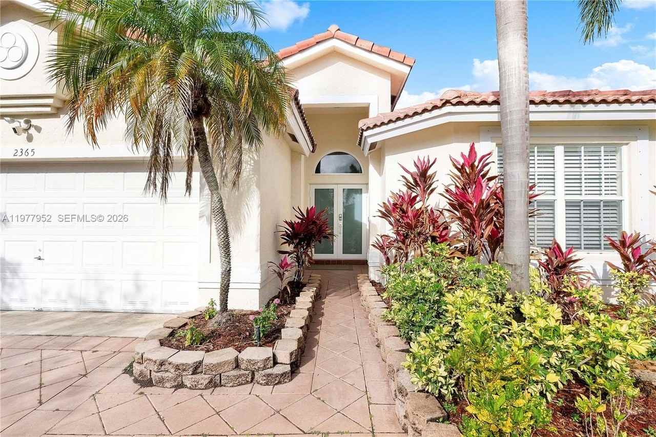 2365 Nw 137th Ter - Photo 2 of 31