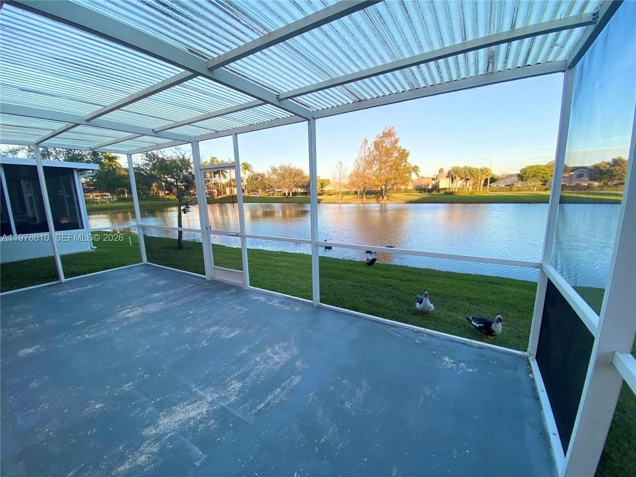 611 Nw 208th Cir #611 - Photo 2 of 23