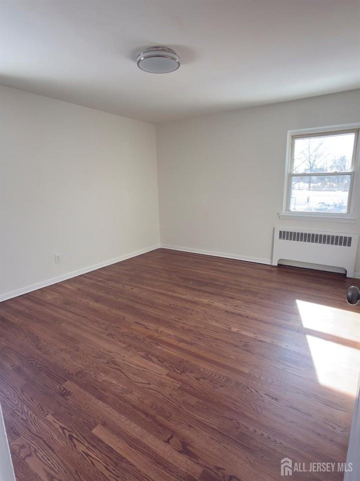 298 Central Ave #5B - Photo 5 of 6