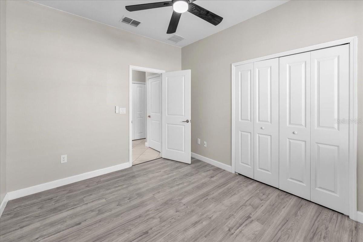 5157 Coral Reef Way - Photo 6 of 36