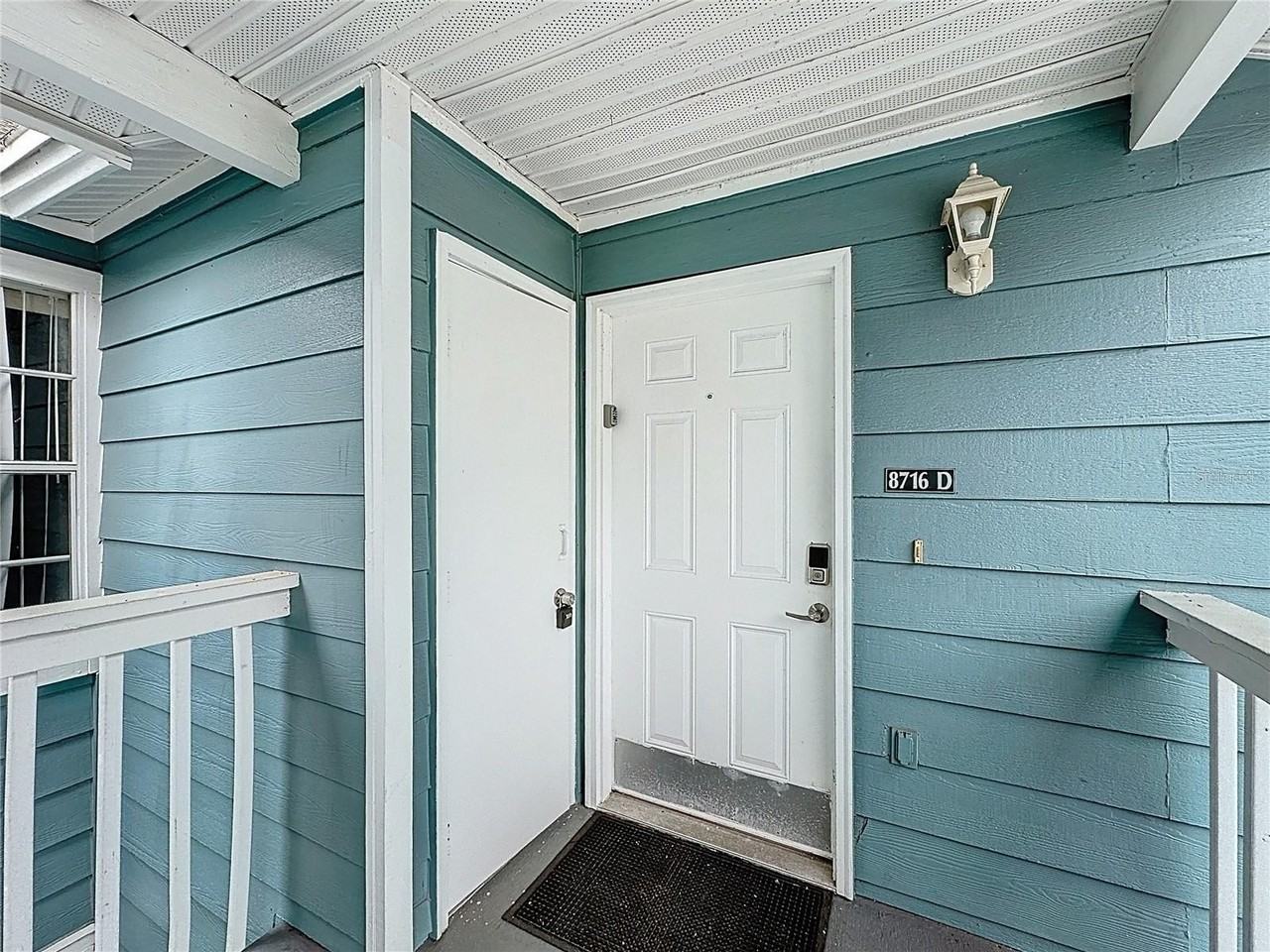 8716 Rain Forest Pl #D - Photo 3 of 35