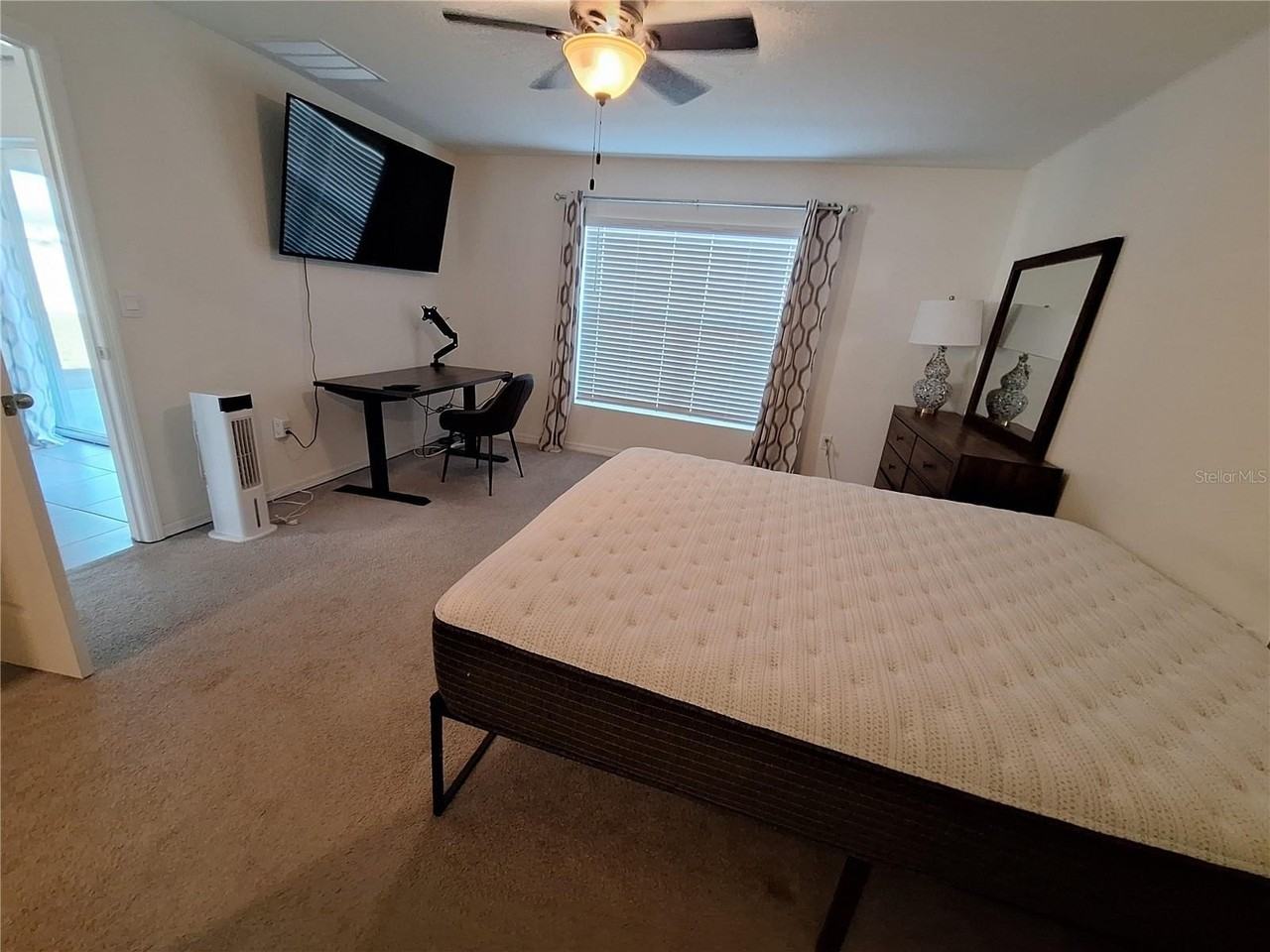 511 Sunlit Coral St - Photo 7 of 10