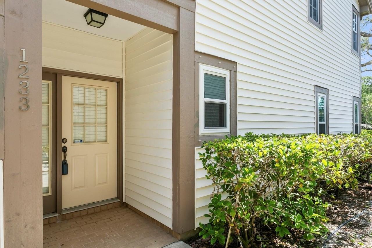 1233 Clays Trl - Photo 5 of 35