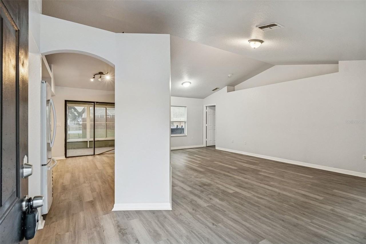 2255 Ancho Ave - Photo 2 of 24