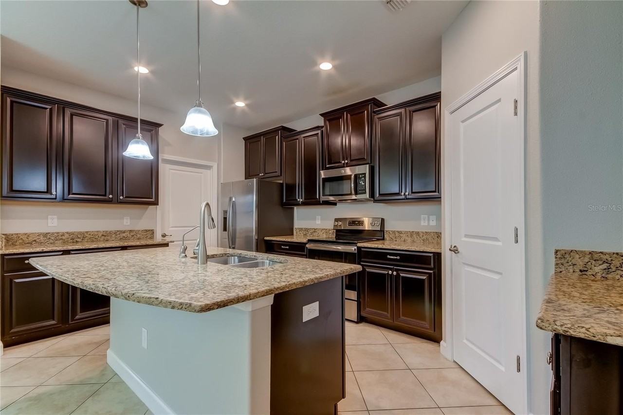 11024 Little Blue Heron Dr - Photo 4 of 22