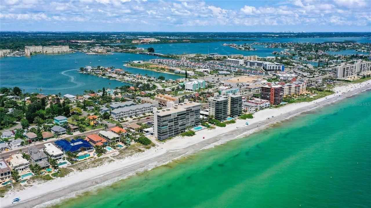 15462 Gulf Blvd #501 - Photo 7 of 50