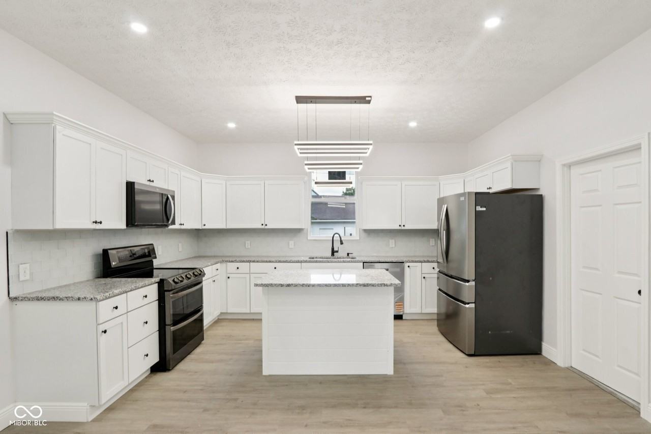 2728 Carrollton Ave - Photo 5 of 21