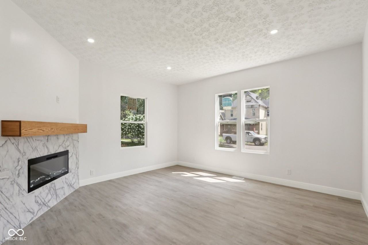 2728 Carrollton Ave - Photo 7 of 21