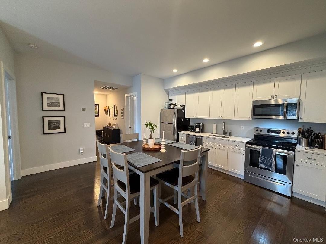 87 W Main St ## 89 - Photo 2 of 11