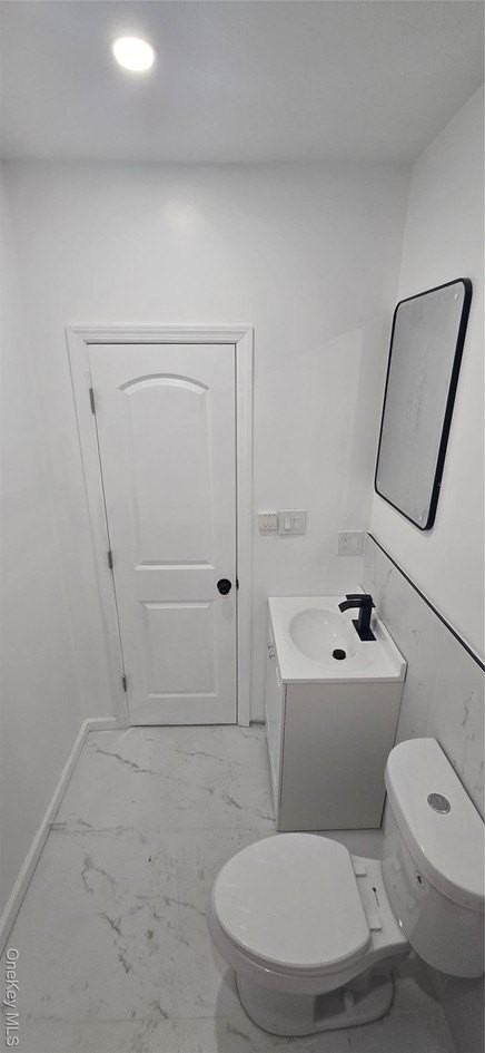 452 S 1st Ave - Photo 6 of 9