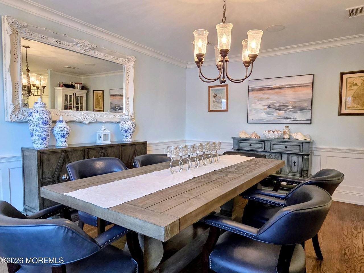 1518 Laguna Dr - Photo 6 of 27