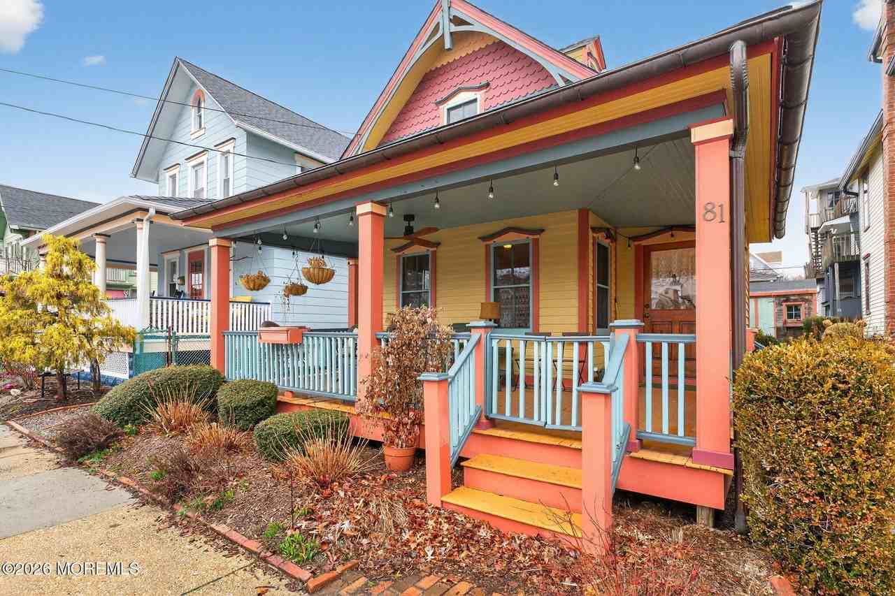 81 Broadway - Photo 3 of 25