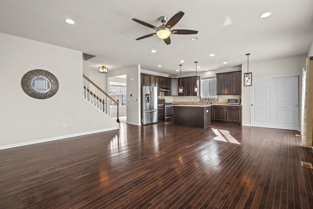 4324 Silver Bell Ct - Photo 3 of 25