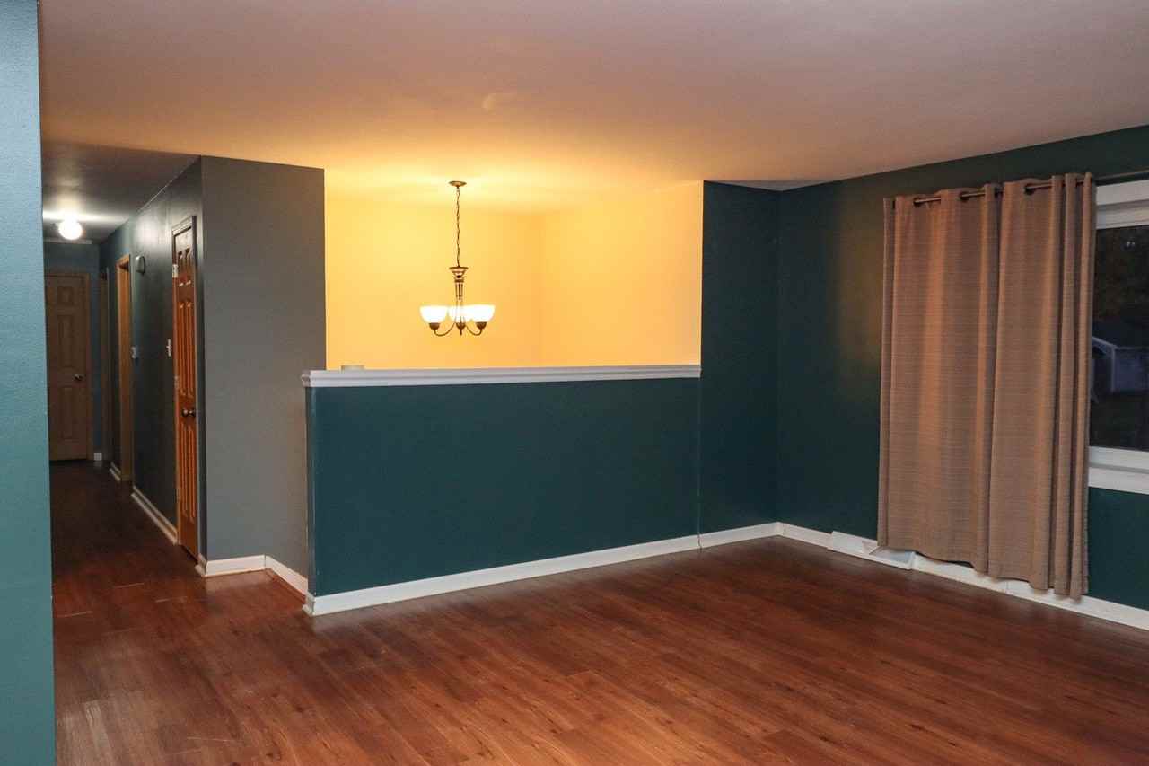 500 N Westwood Ave - Photo 4 of 34